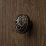 Rond Classica Rinceaux Bronze Mat - Holdon Paris