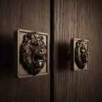 Lion Rugissant sur carre palazzo