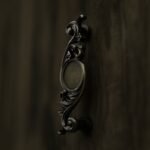 Classica Arabesque, M, Antique Brass