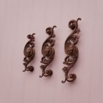 Classica Arabesque, Sleeping Lion, M, Satin Copper, size comparison
