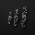 Classica Arabesque, Roaring Lion, M, Titanium Gray, size comparison