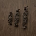 Classica Arabesque, Scrollwork, M, Matte Bronze, size comparison
