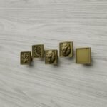 Comparaison des motifs — poignée de meuble Carré Palazzo Laiton Satiné M — Holdon Paris