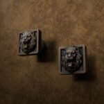 Palazzo Square, Roaring Lion, S, Antique Bronze, finish comparison