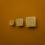 Comparaison des tailles — poignée de meuble Carré Palazzo Rinceaux Golden Sun — Holdon Paris