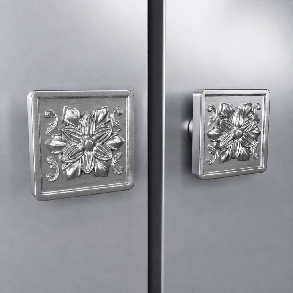 Rosace en argent sur meuble de salon