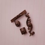 Comparaison des silhouettes — poignée de meuble Lion Rugissant Cuivre Satiné L — Holdon Paris