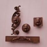 Comparaison des silhouettes — poignée de meuble Lion Rugissant Cuivre Satiné M — Holdon Paris