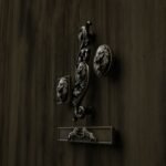 Comparaison des silhouettes — poignée de meuble Lion Rugissant Laiton Ancien L — Holdon Paris