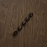 Comparaison des motifs — poignée de meuble Rond Classica Bronze Mat M — Holdon Paris