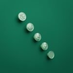 Comparaison des motifs — poignée de meuble Rond Classica Emeraude Claire M — Holdon Paris
