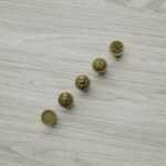Comparaison des motifs — poignée de meuble Rond Classica Laiton Satiné S — Holdon Paris
