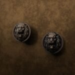 Comparaison des finitions — poignée de meuble Rond Classica Lion Rugissant Bronze M — Holdon Paris