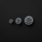 Classica Round, Rosette, S, Titanium Gray, size comparison