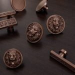 Boutons ronds en cuivre - Lion endormi