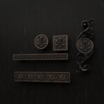 Classica Arabesque, Rosette, M, Antique Bronze, silhouette comparison
