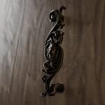 Vidéo — Arabesque Classica — Lion Rugissant — M — Bronze Mat