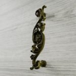 Classica Arabesque, Rosette, M, Satin Brass, vidéo