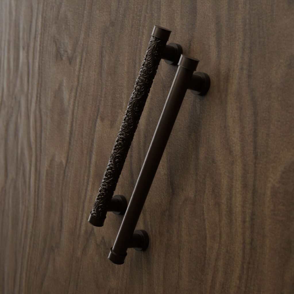 Comparaison des motifs — poignée de meuble Colonne Florentine Bronze Mat XL — Holdon Paris
