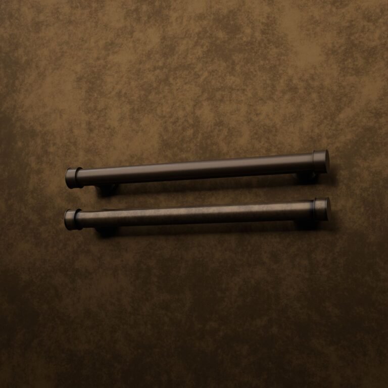 Comparaison des finitions — poignée de meuble Colonne Florentine Essentiel Bronze XL — Holdon Paris