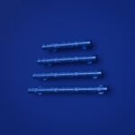 Comparaison des tailles — poignée de meuble Colonne Florentine Rinceaux Bleu Electrique — Holdon Paris
