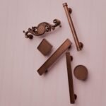 Comparaison des silhouettes — poignée de meuble Essentiel Cuivre Satiné L — Holdon Paris