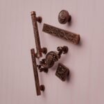 Comparaison des silhouettes — poignée de meuble Rinceaux Cuivre Satiné M — Holdon Paris