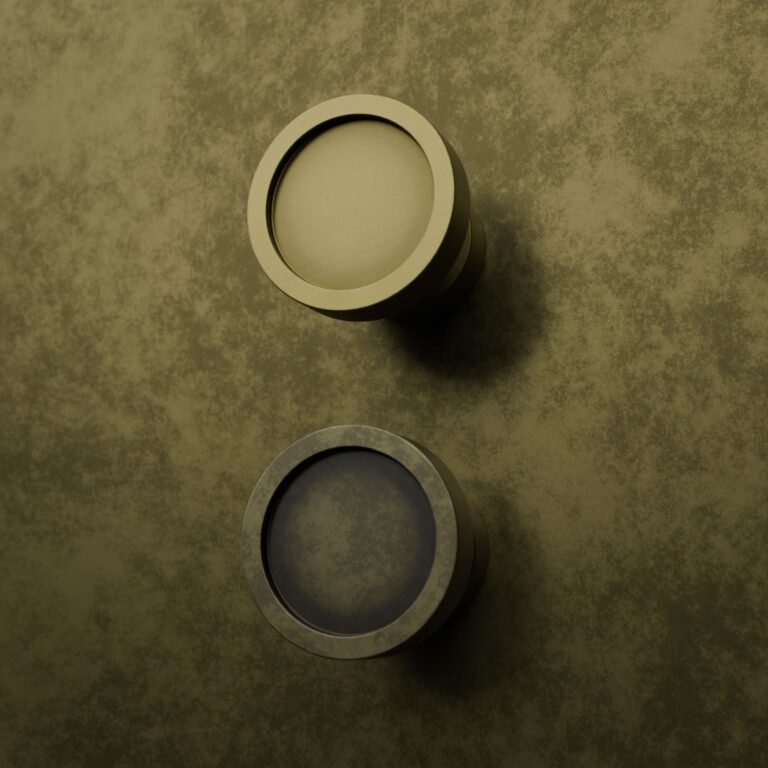 Comparaison des finitions — poignée de meuble Rond Classica Essentiel Laiton S — Holdon Paris