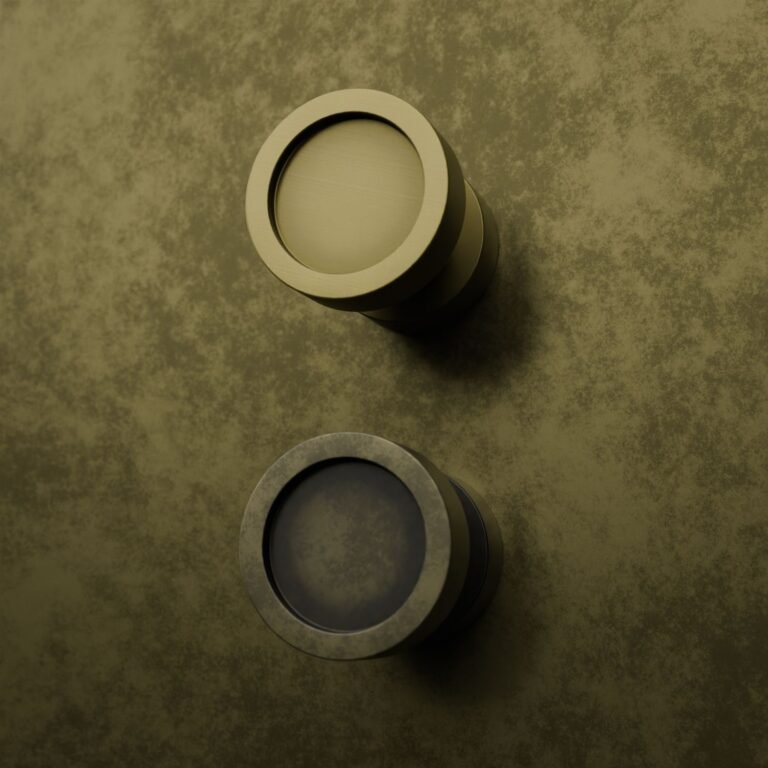 Comparaison des finitions — poignée de meuble Rond Classica Essentiel Laiton XS — Holdon Paris
