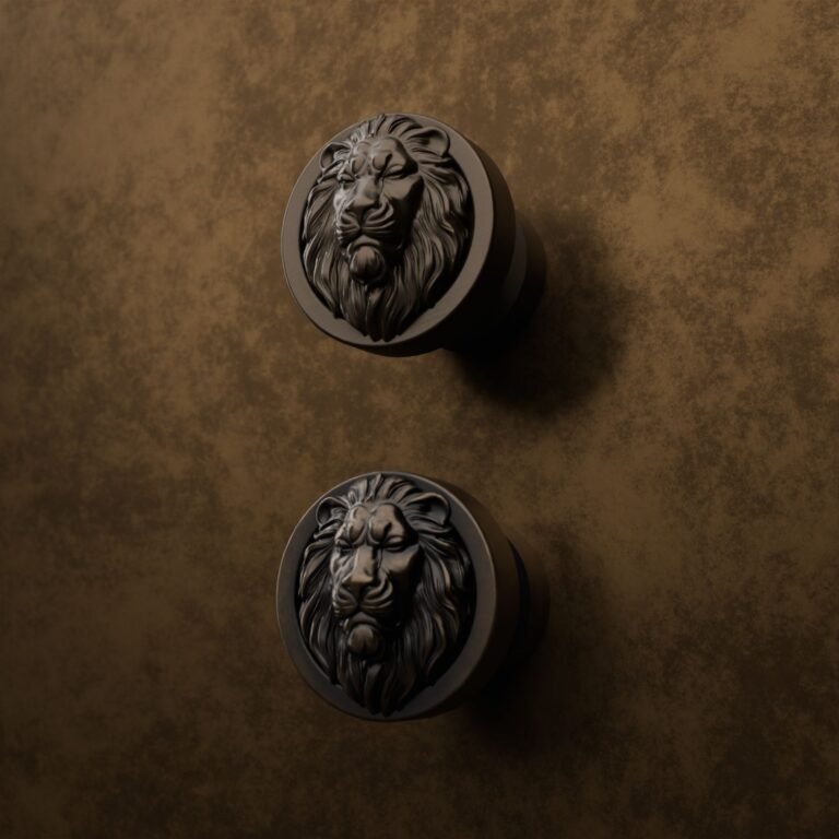 Classica Round, Sleeping Lion, S, Antique Bronze, finish comparison