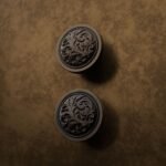 Comparaison des finitions — poignée de meuble Rond Classica Rinceaux Bronze M — Holdon Paris