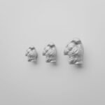 Comparaison des tailles — poignée de meuble Torse Florentin White Snow — Holdon Paris