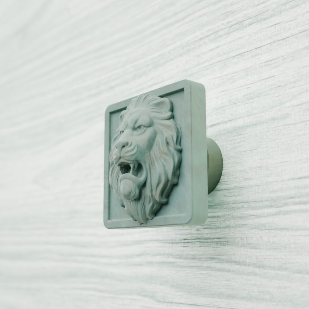 Lion Rugissant