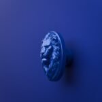 Médaillon Florentin Lion Endormi Bleu Electrique - Holdon Paris