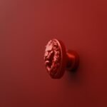 Florentiner Medaillon, Schlafender Löwe, S, Candy Red