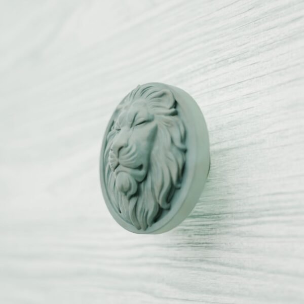Classica Round, Sleeping Lion, L, Submerged Bronze