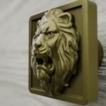 Vidéo — Carré Palazzo — Lion Rugissant — S — Laiton Satiné