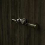 Florentine Column, Sleeping Lion, S, Antique Brass, video