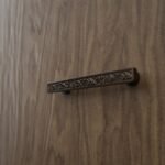 Palazzo Stange Schmal, Rankenwerk, S, Bronze Matt, Video