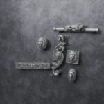 Comparaison des silhouettes — poignée de meuble Lion Endormi Aluminium Satiné L — Holdon Paris