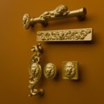 Comparaison des silhouettes — poignée de meuble Lion Endormi Golden Sun M — Holdon Paris