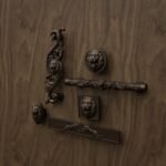 Comparaison des silhouettes — poignée de meuble Lion Rugissant Bronze Mat L — Holdon Paris