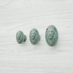 Medallón Florentino, León Dormido, S, Bronce Sumergido, comparación de tamaños