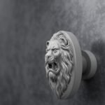 Vidéo — Médaillon Florentin — Lion Rugissant — S — Aluminium Satiné