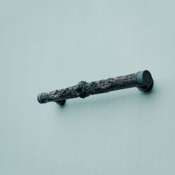 Florentine Column, Roaring Lion, XL, Azurite Copper