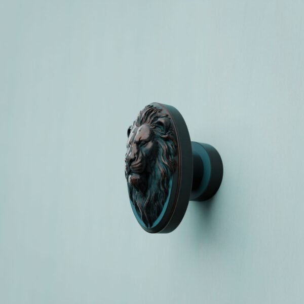 Florentine Medallion, Sleeping Lion, M, Azurite Copper