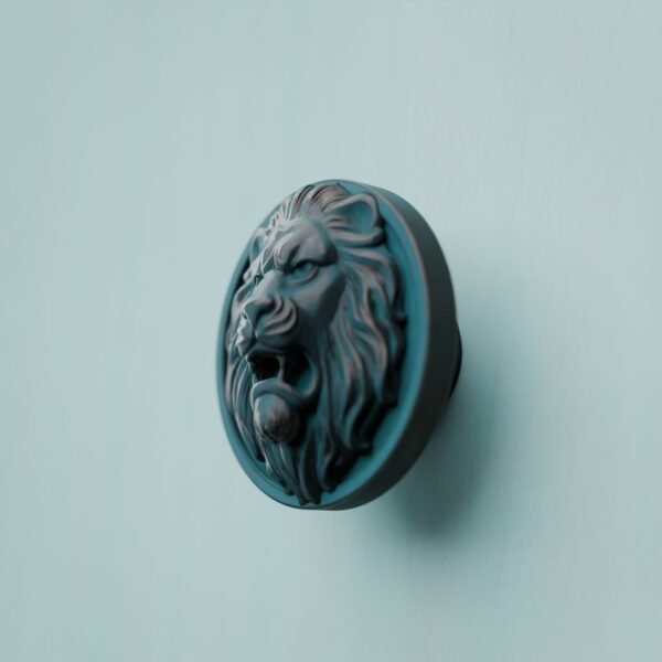 Classica Round, Roaring Lion, L, Azurite Copper