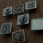 Comparaison des motifs — poignée de meuble Carré Palazzo Bronze Vert-de-gris L — Holdon Paris