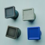 Comparaison couleur Bleu : poignée de meuble Carré Palazzo Essentiel XS en résine biosourcée, bronze et cuivre (Holdon Paris)