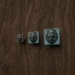 Cuadrado Palazzo, León Dormido, S, Bronce Verdín, comparación de tamaños
